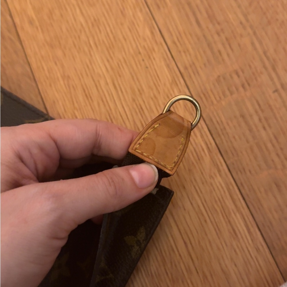 Louis Vuitton Brown Monogram Accessory Pouch - Picture 8 of 9